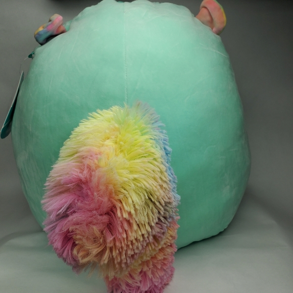 Serene the Teal Squirrel 16" Squishmallow Plush - BAM Exclusive Rainbow Tail NEW - Picture 4 of 6